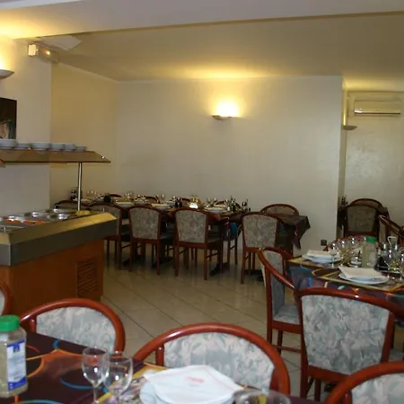 Vesuvio Hotell Lourdes