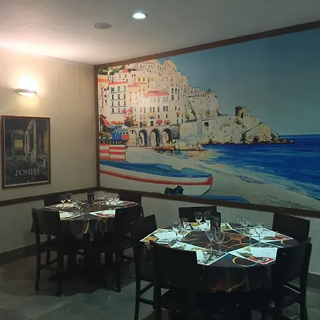 Hotel Vesuvio 4*
