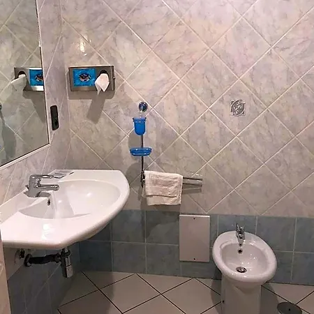 Vesuvio 4* לורדה
