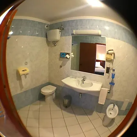 Vesuvio Otel 4*