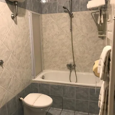 Hotel Vesuvio 4*