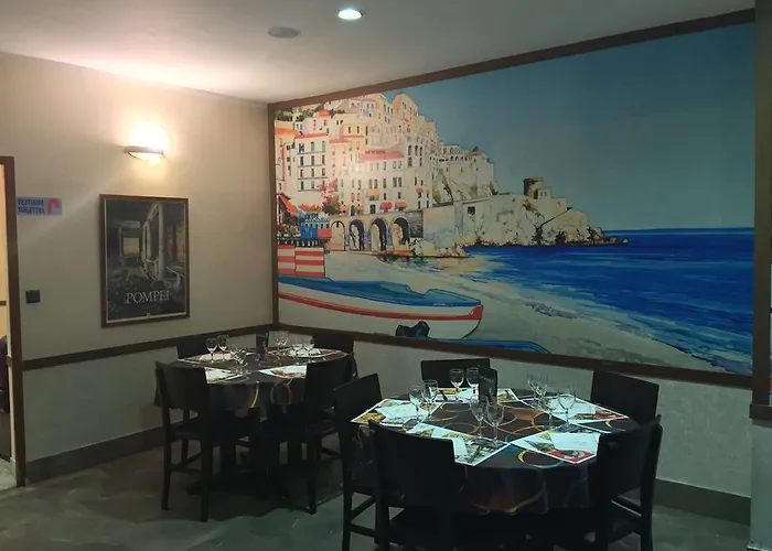 Ξενοδοχείο Vesuvio 4*