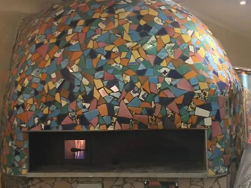 Vesuvio 4* Λούρδη